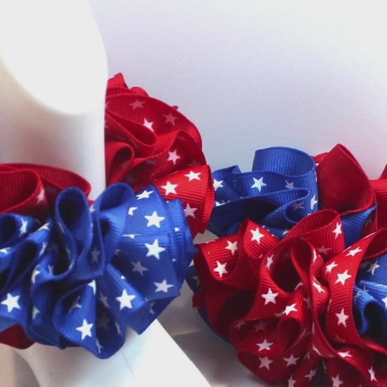 Red grosgrain ruffle socks with star detail