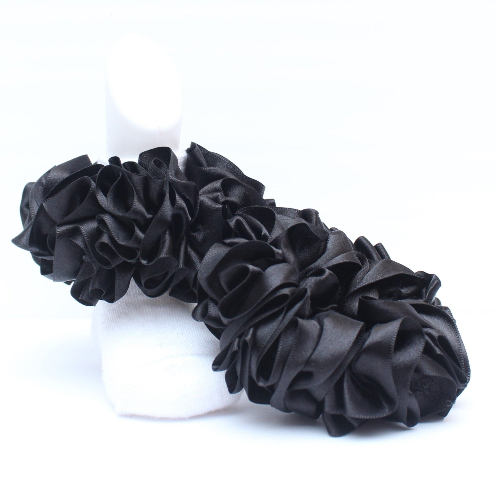 Black ruffle best sale socks for toddlers